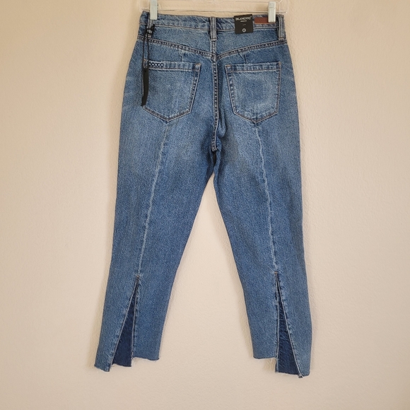NWT BLANK NYC Stagger Hem Straight Leg Jeans Size 26 - Picture 5 of 8